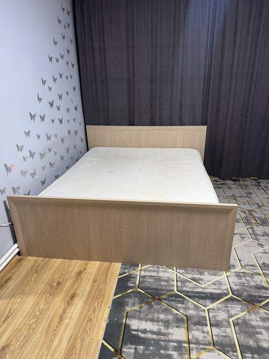 Кровать 160*200 с матрасом