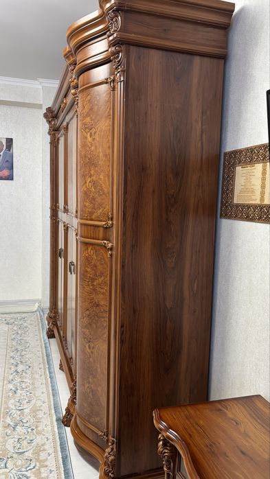 Спальный гарнитур