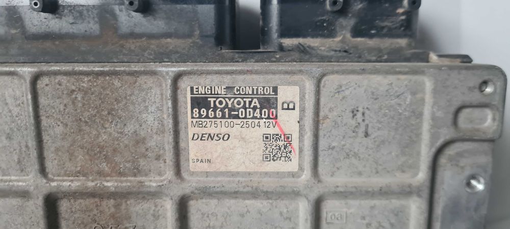 Компютър двигател Toyota 1.3VVTI 2007г.
