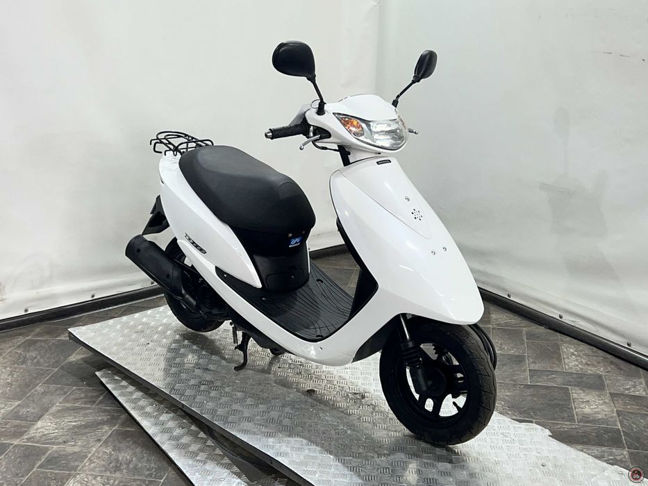 Скутер Honda dio