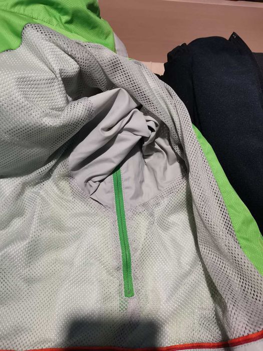 Дамско яке VAUDE.