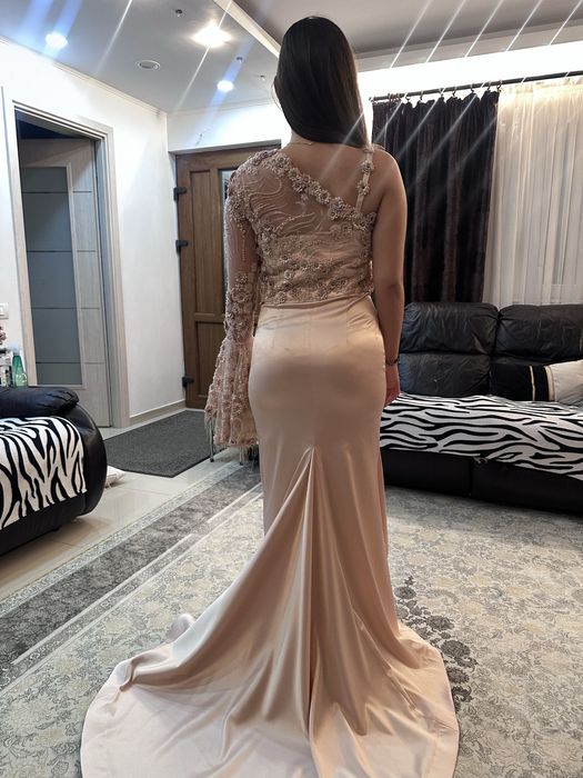 Rochie de ocazie purtata o singura data