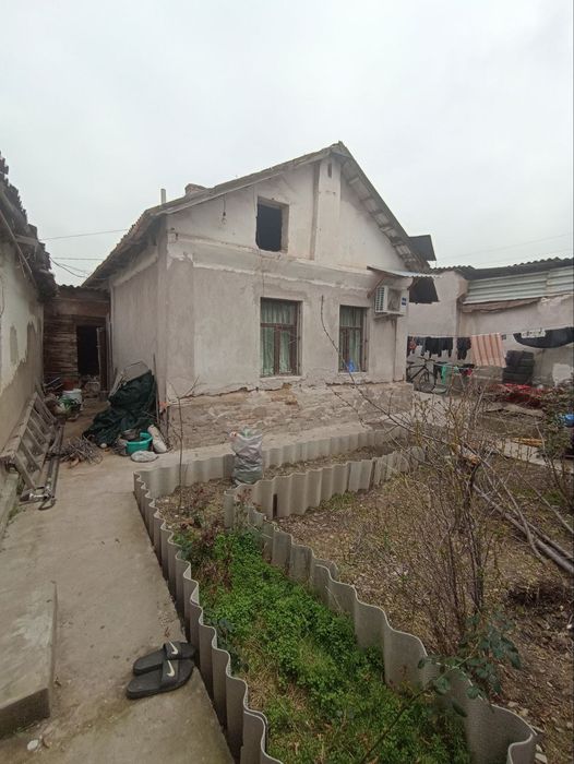 Продается двухкомнатный дом в Бектимирском районе