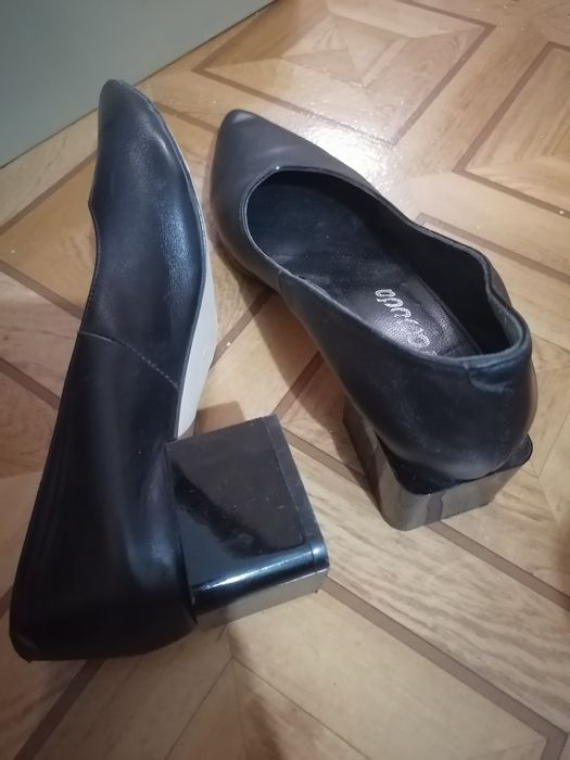 Туфли кожаные 38 размер