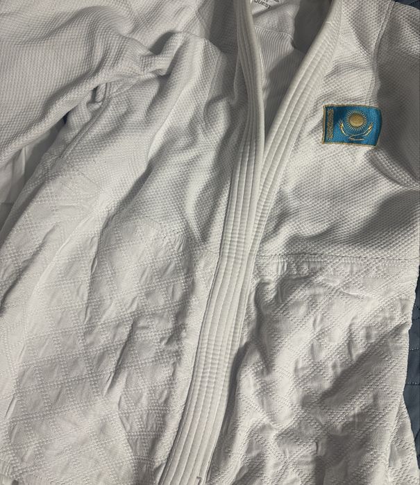 Кимано спортивный костюм