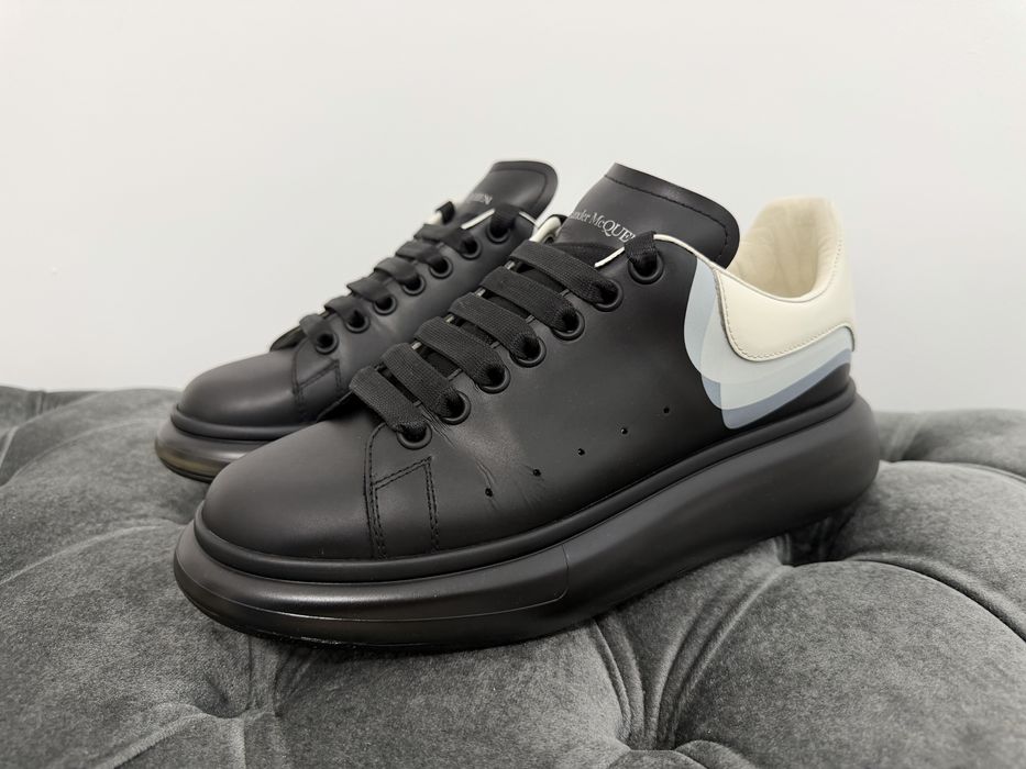 Alexandef mcqueen Oversized Sneaker 3-D Black White