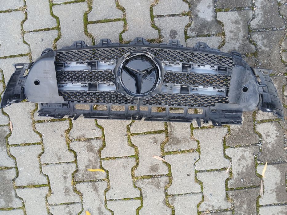 Grilă față Mercedes w213 A2138880123