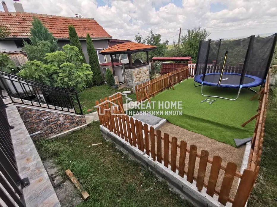 Продава се Къща в Търговище, Вилна зона - 100 кв.м за 765 €/кв.м - Снимка #1