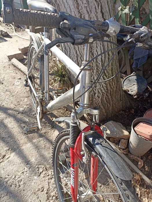vand trei biciclete