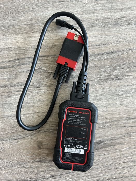 Продаю автосканер launch