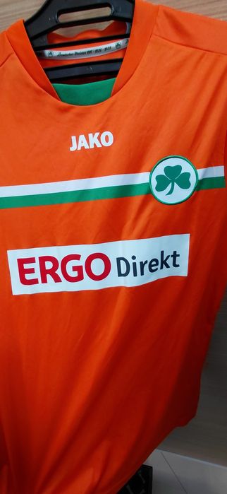 Футболна фланелка на Гройтер Фюрт