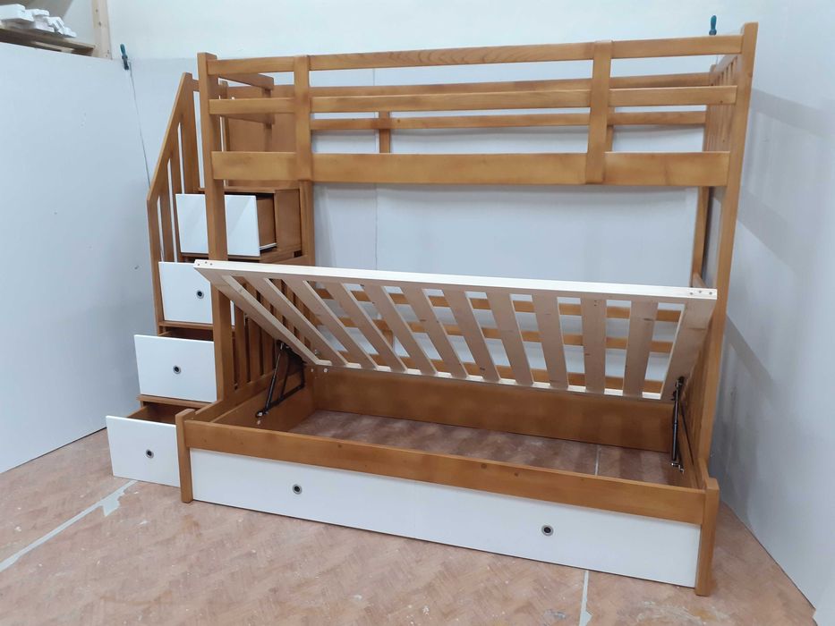 TRANSPORT GRATUIT.Pat etajat din lemn masiv cod 3516