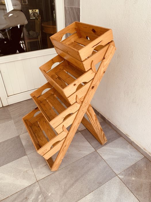 Винтидж етажерка-рафтове за съхранение