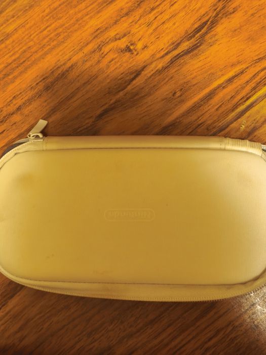 Nintendo switch lite (с калъф и протектор)
