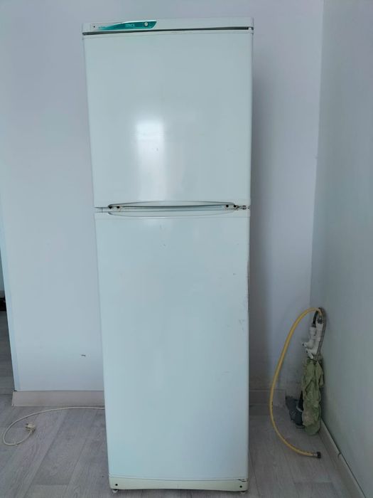 Холодильник хорошом состояниие