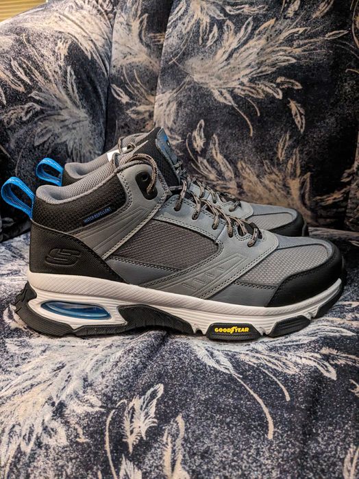 Туристически обувки