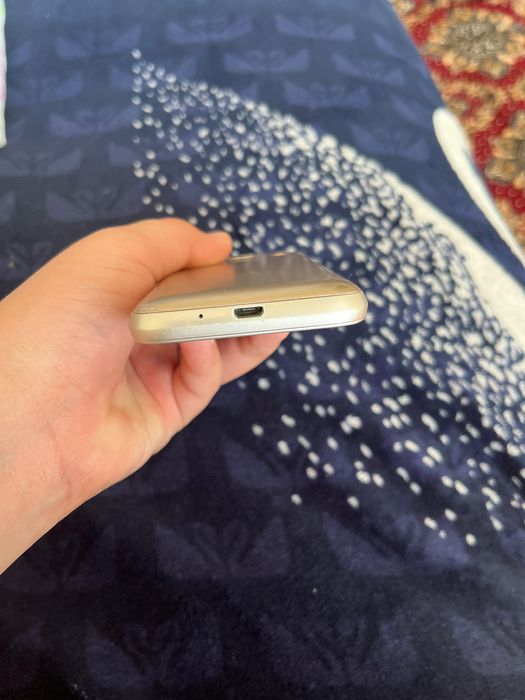 Galaxy j1 mini продам дешево