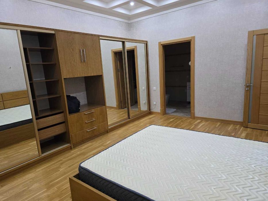 Габус ! Садыка Азимова ул. Махтумкули рядом Японское посольство 3\6\7