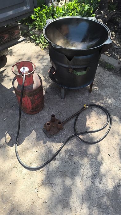 Столы, стулья и посуда на прокат