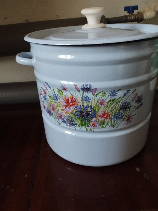 Мантышница эмалированная