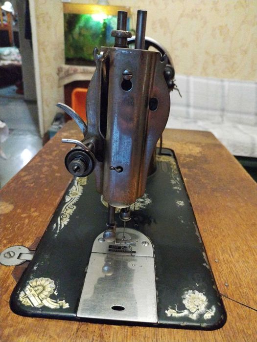 Швейная машинка Singer (1928 г.)