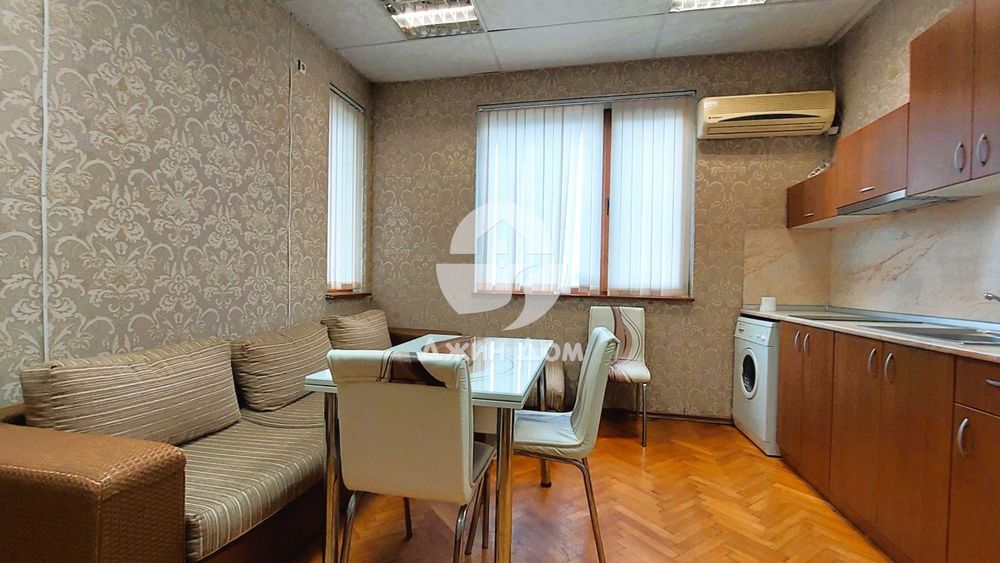 Продава се Многостаен апартамент в Бургас, Център - 156 кв.м за 1481 €/кв.м - Снимка #4