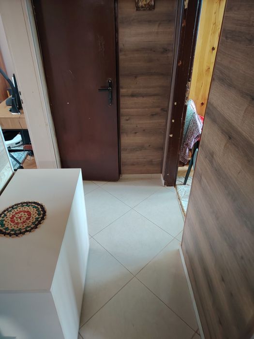Продава се Тристаен апартамент в София, Толстой - 68 кв.м за 1388 €/кв.м - Снимка #21