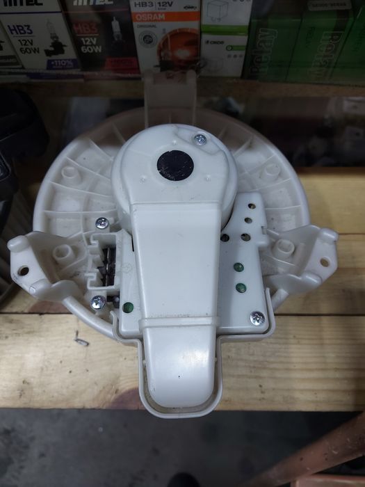 Вентиляторы охлаждения, моторчики печек