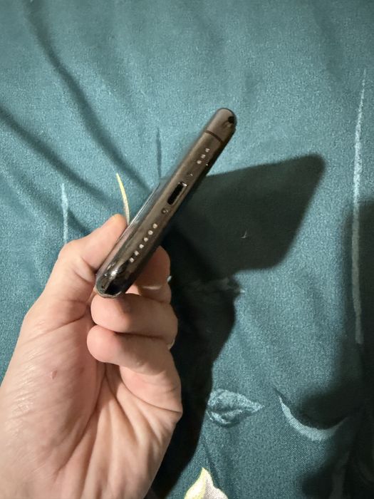 Iphone 11 pro green
