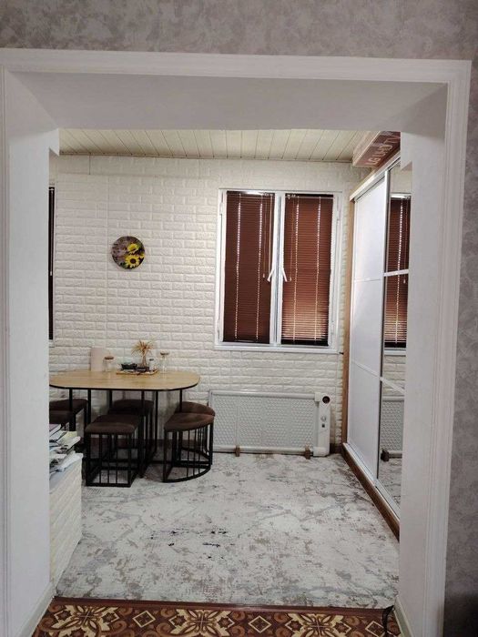 Продам 1в2 ком квартиру Буз-2 Кирпичный дом 2х6 Балкон №М48