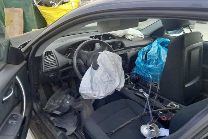 Dezmembrez BMW Seria 1 E81/E82/E87/E88