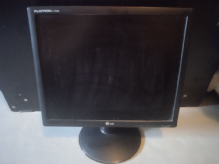 Продаётся монитор