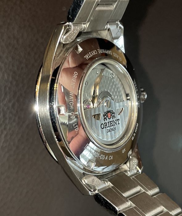 Ceas Orient Automatic, mecanism frumos decorat