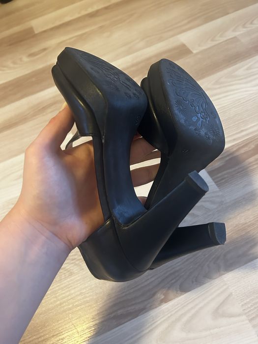 Sandale cu platforma Graceland 37