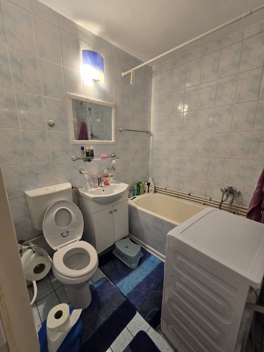 Apartament 3 camere decomadat