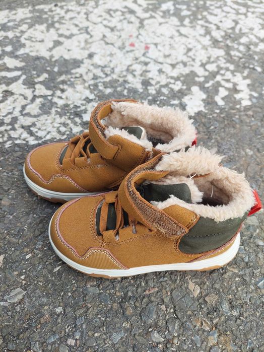 Bocanci de iarna pentru copii,imblaniti