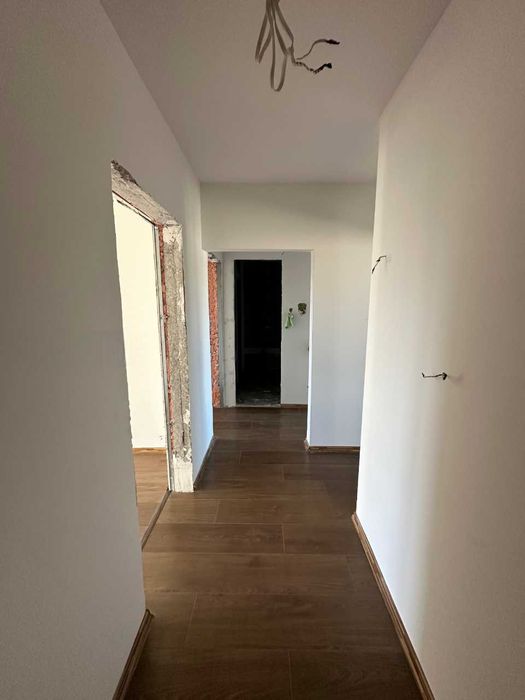 Продава се Тристаен апартамент в Пловдив, Кършияка - 92 кв.м за 915 €/кв.м - Снимка #3