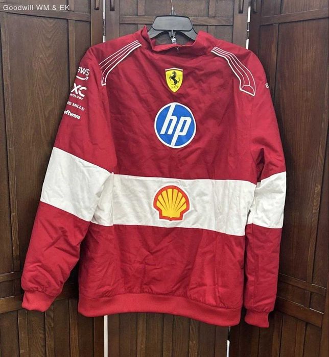 Scuderia Ferrari 2025 Team Jacket XXL - оригинал, новая