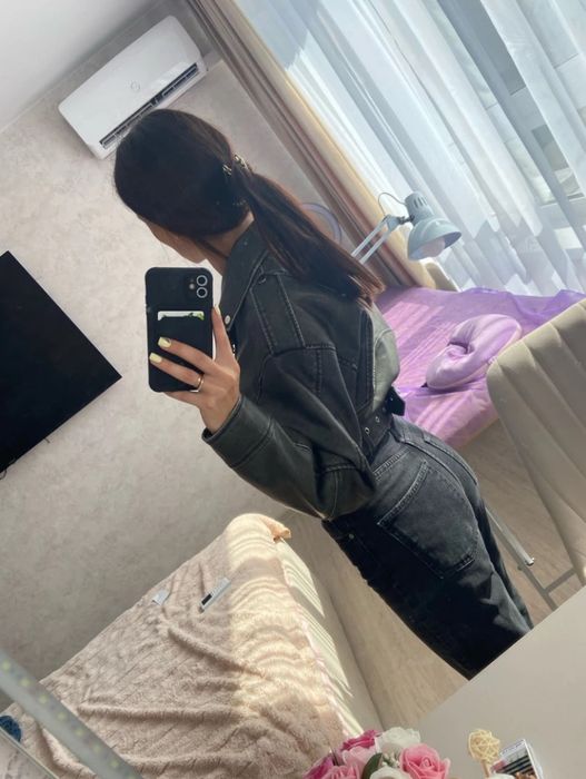 Куртка цвет варенки