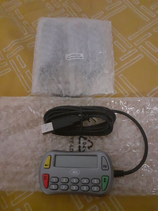 Cititor carduri acr83 nou