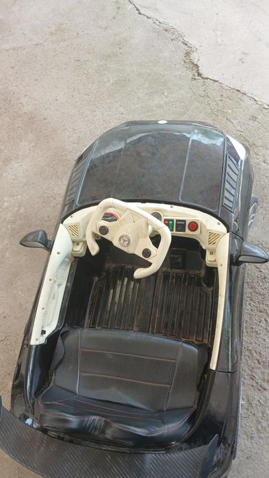 2ta moshina sotiladi yaxshi xolatta