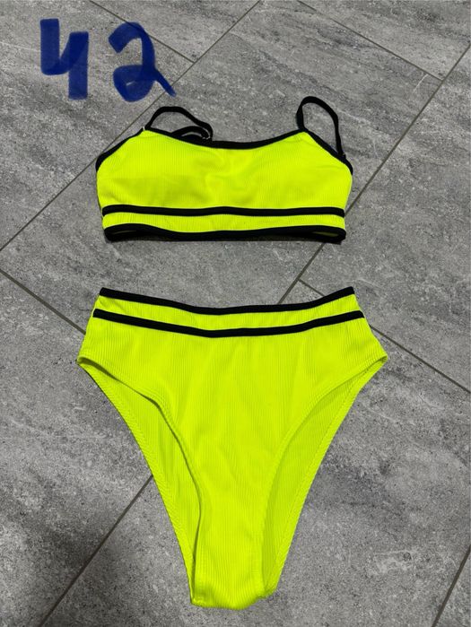 Продам купальники