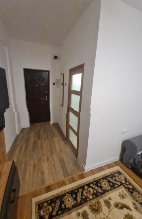 Inchiriez garsoniara in Gruia