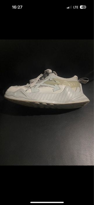 Vând adidași Off-White ODSY-1000
