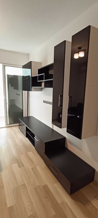 Apartament 3 camere de închiriat