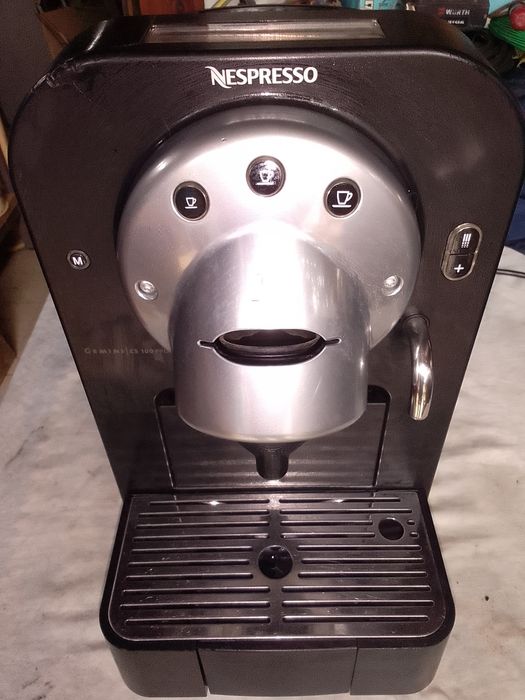 Vând espressor,aparat de cafea profesional