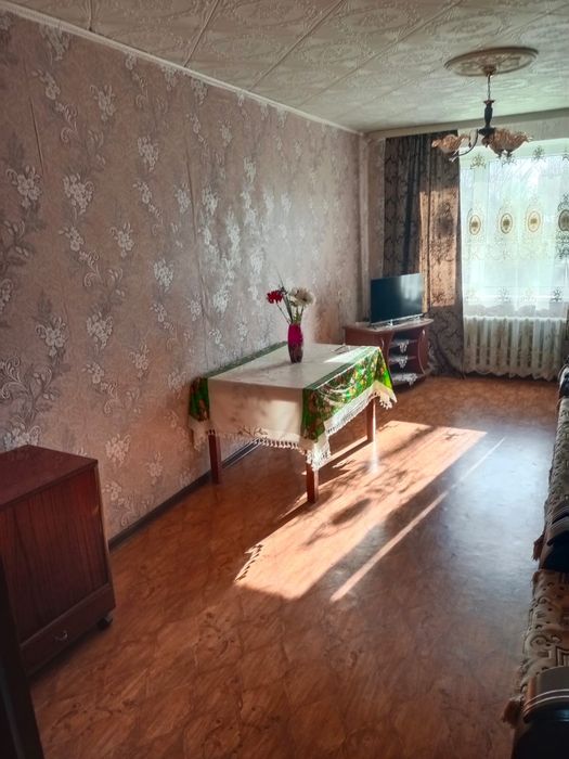 Продам 3 комн.кв.на Строителе,67 кв.м.