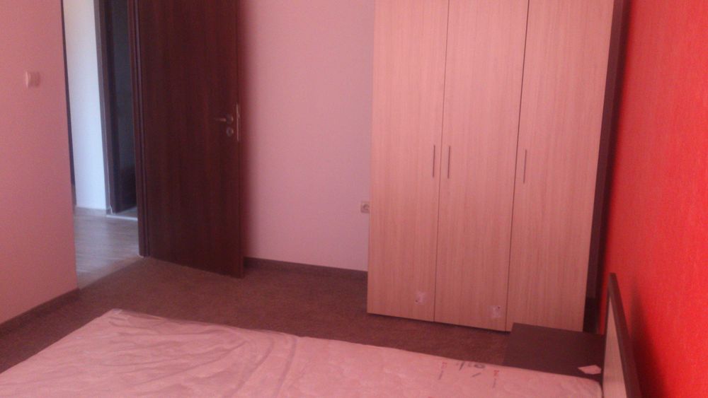 Дава се под наем Тристаен апартамент в Велико Търново, Център - 98 кв.м за 357 € - Снимка #2