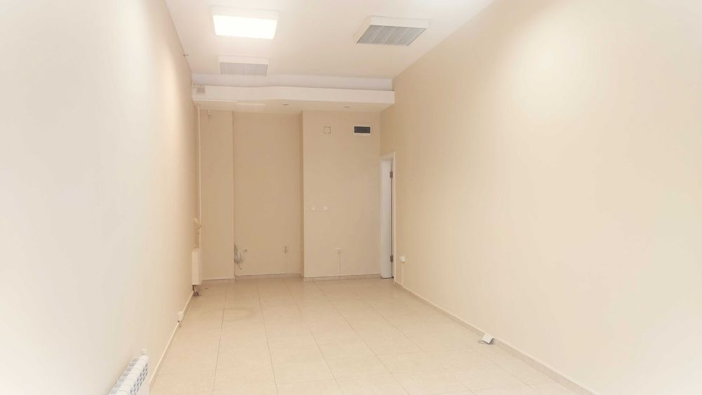 Магазин в тухлена сграда в кв. Павлово