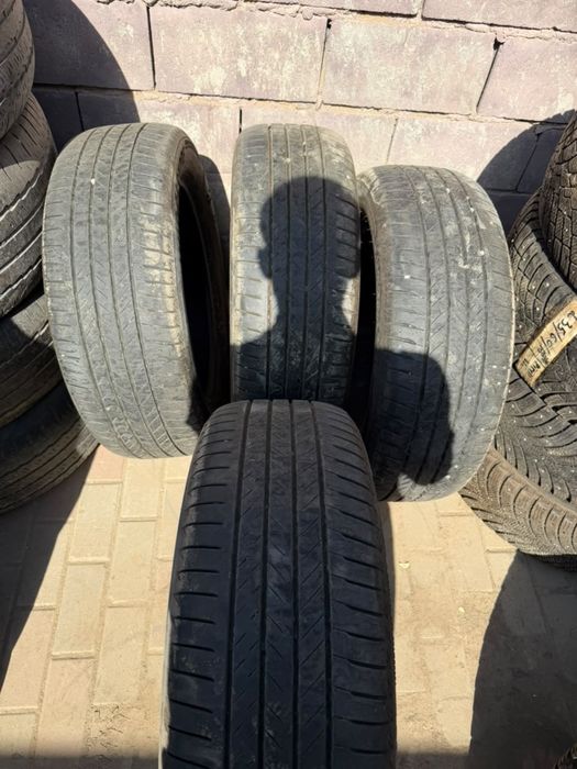 Bridgestone 235/55/19